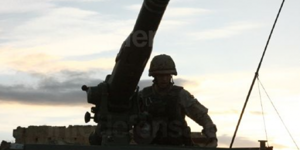 موقع اسباني: خبراء أمريكيين دربو ضباط مغاربة على على استخدام صواريخ TOW2A