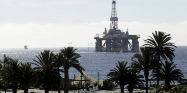 الخارجية الإسبانية لحكومة جزر الكناري : تنقيب المغرب على النفط والغاز ف الصحرا بعيد على المياه الإقليمية ديالنا
