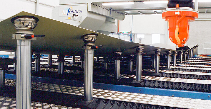 torrestool_Multiflexible_Universal_Holding_Fixture_MTorres_02_0.jpg