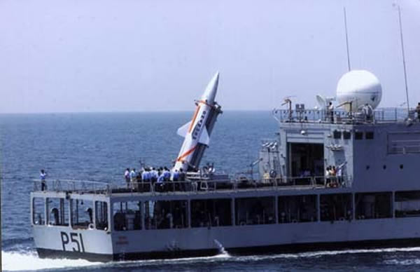 Dhanush_naval_nuclear_capable%20_ballistic-missile%20-Prithvi_Indian_Navy_INS_Subhadra.jpg