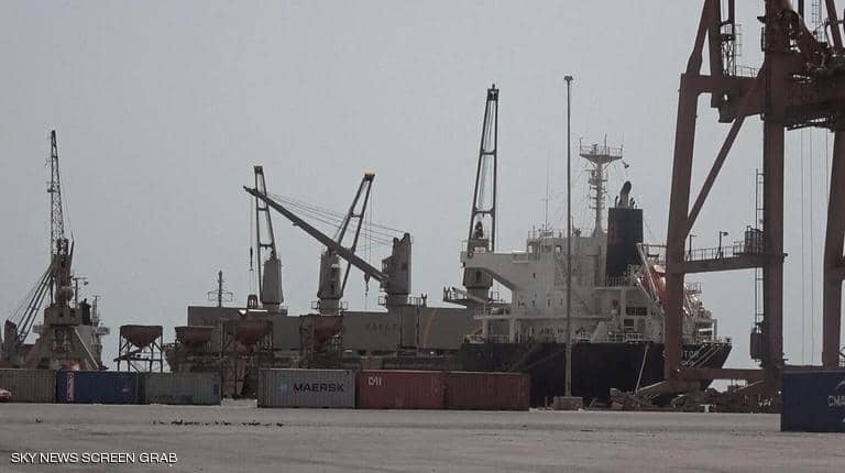 الحوثيون يمنعون سفينة أممية من إفراغ حمولتها بميناء الحديدة