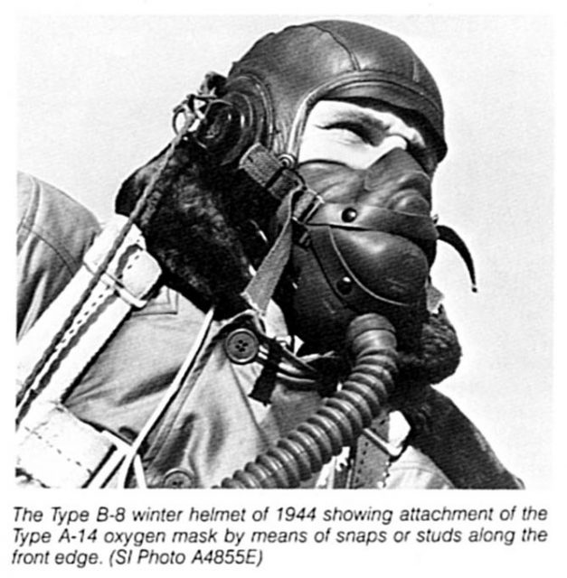 world-war-ii-era-flying-helmet-and-oxygen-mask-627x640.jpg