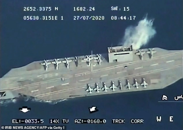 iran-carrier-mockup-missile-drill-POL3362-634x450.jpg