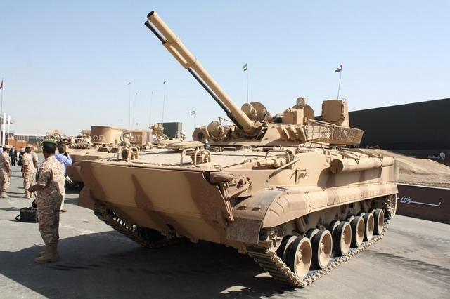 BMP-3_tracked_armoured_infantry_fighting_vehicle_UAE_United_Arab_Emirates_015.JPG
