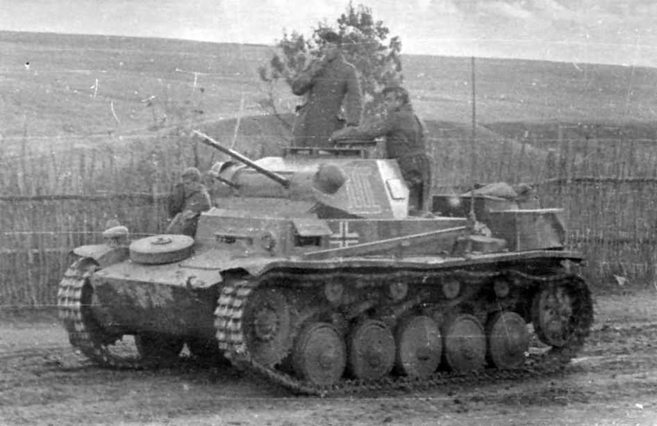 Panzer_2_tank_8.jpg